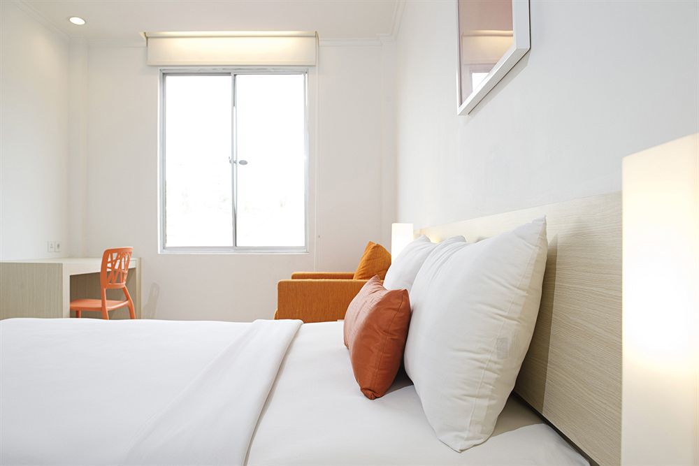 Zuri Express Hotel Пеканбару Екстериор снимка