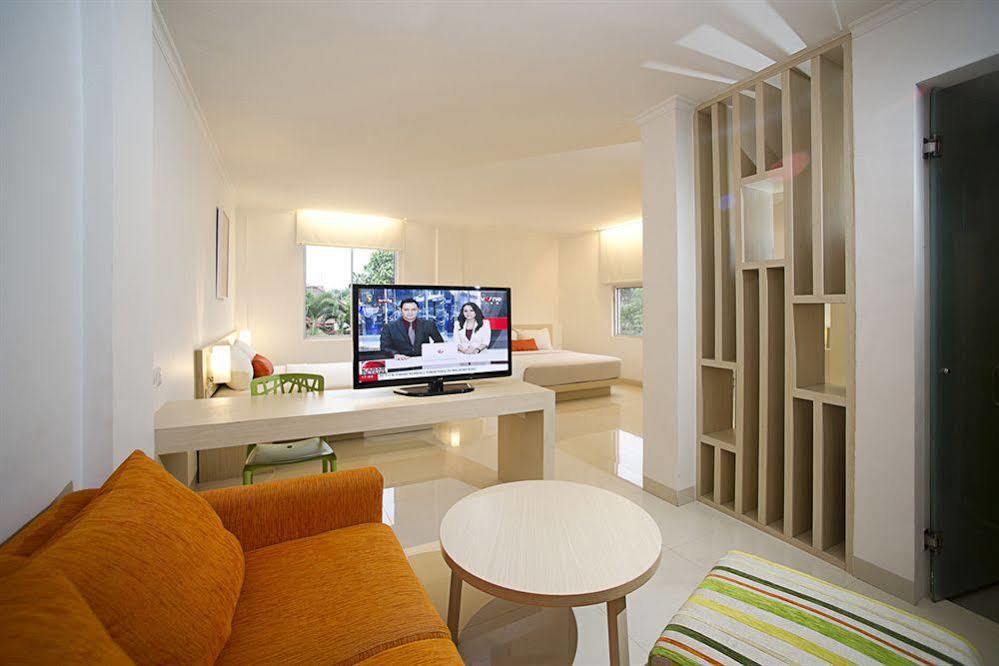 Zuri Express Hotel Пеканбару Екстериор снимка